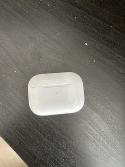 AirPods Pro 2 With Missing Tip