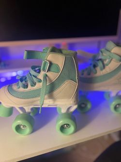 Kids skates size 1