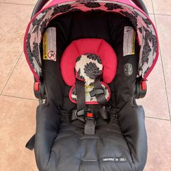 Graco Car Seat 