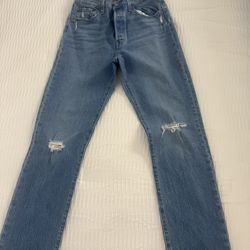 Women’s Levi’s 