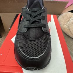 Nike Huarache Triple Black Toddler Size 8C