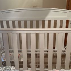 Baby Crib 