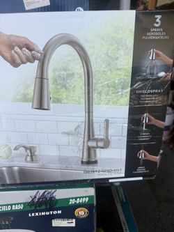 Delta Pull-Down Kitchen Faucet Satin Nickel