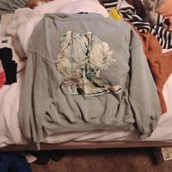 Vinyl icons sweatshirt