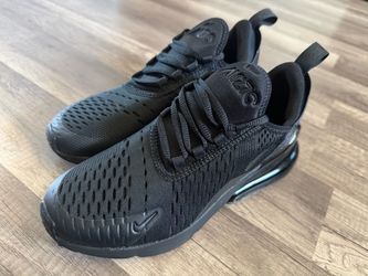 Nike 270s