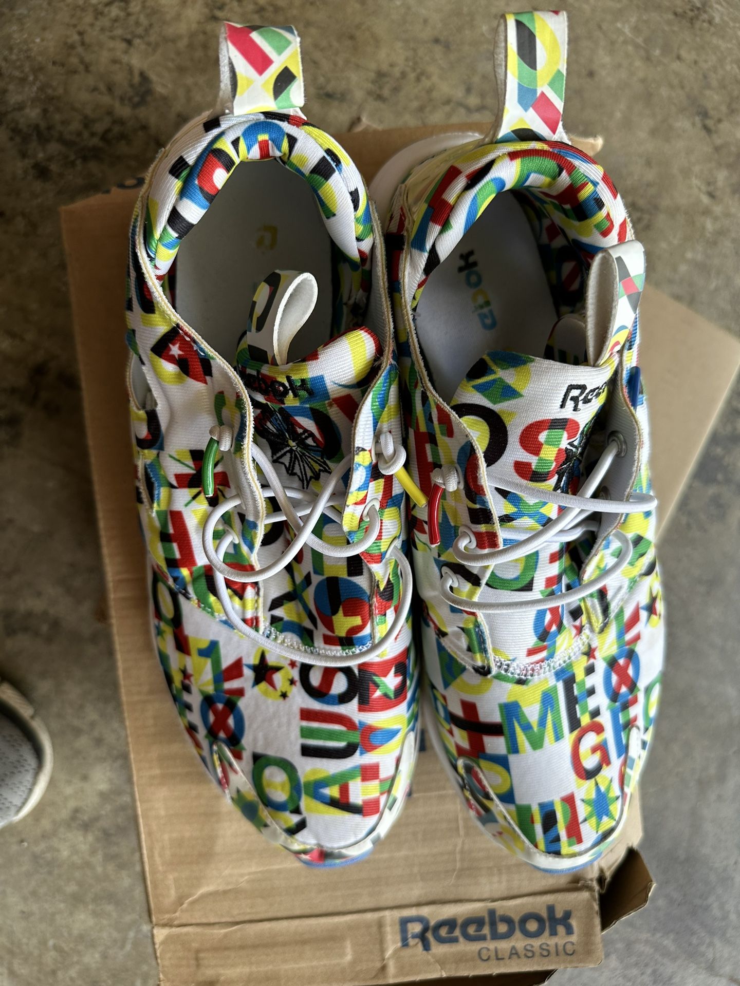 Tennis Shoes 👟