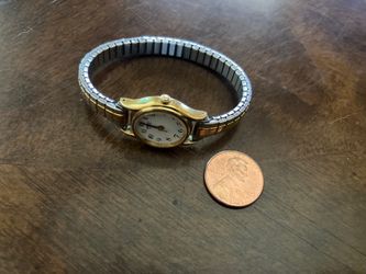 Ladies seiko watch