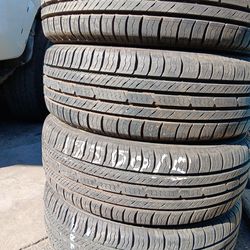 Vendo 4 Llantas Usadas 185 60 15 98 Devida