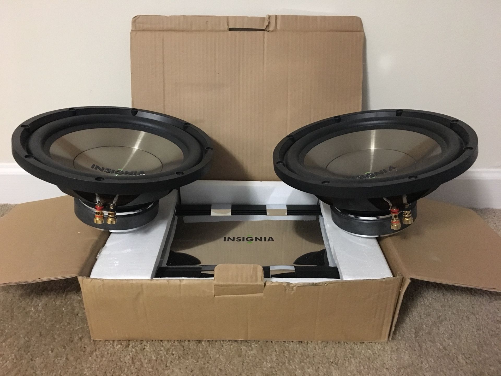 NEW Two 12" Subs and Amplifier Kit