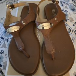 MK Tan Sandals 7.5