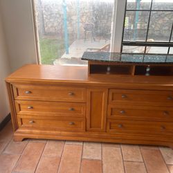 Dresser And Nightstand For Sale