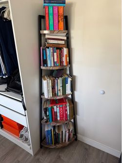 Book shelf