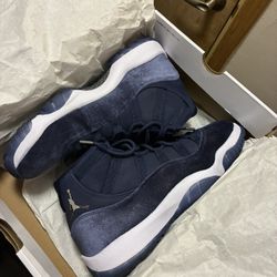 Jordan Midnight Navy 11s 