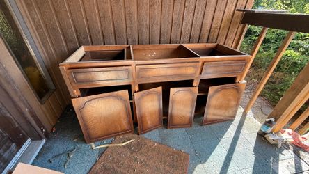 FREE  Cabinet-Great for garage storage work bench