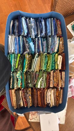 Fat quarters! Fabric fabric!!
