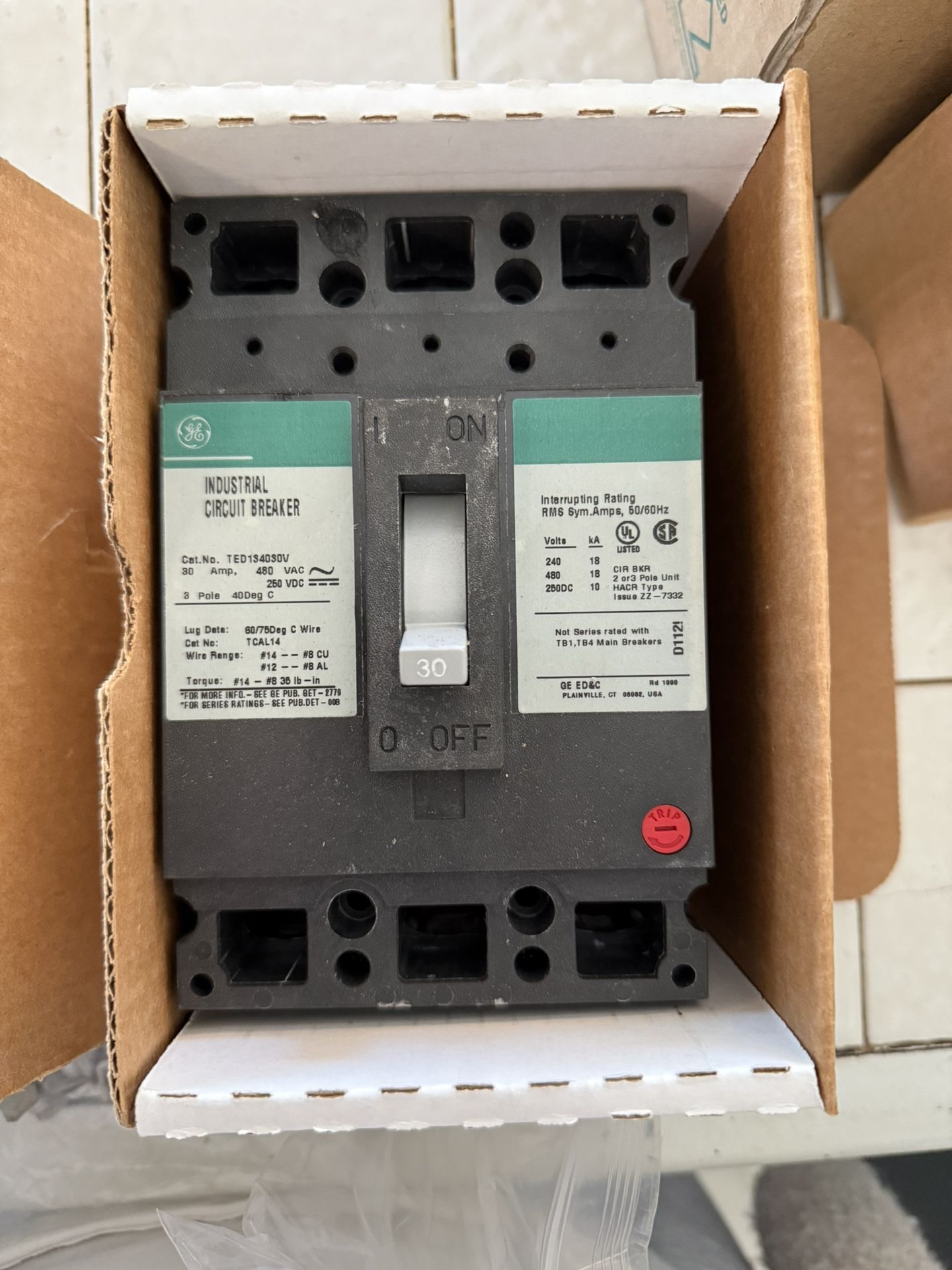 30 AMP Industrial Circuit Breaker 