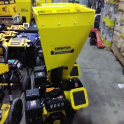 Champion Power Equipment
3 in. Dia 224 cc 2-in-1 Upright Gas Powered Wood Chipper Shredder