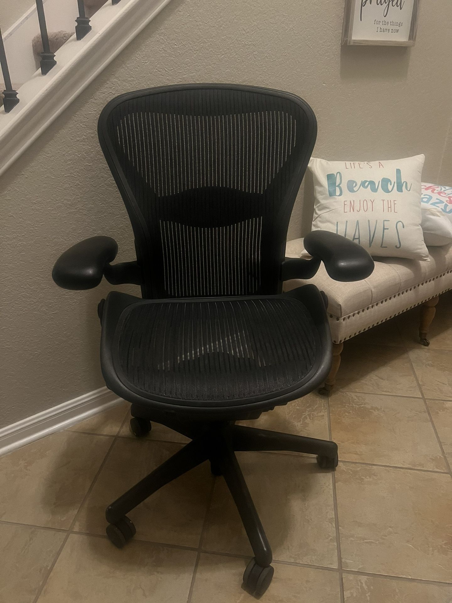 Herman Miller Areon