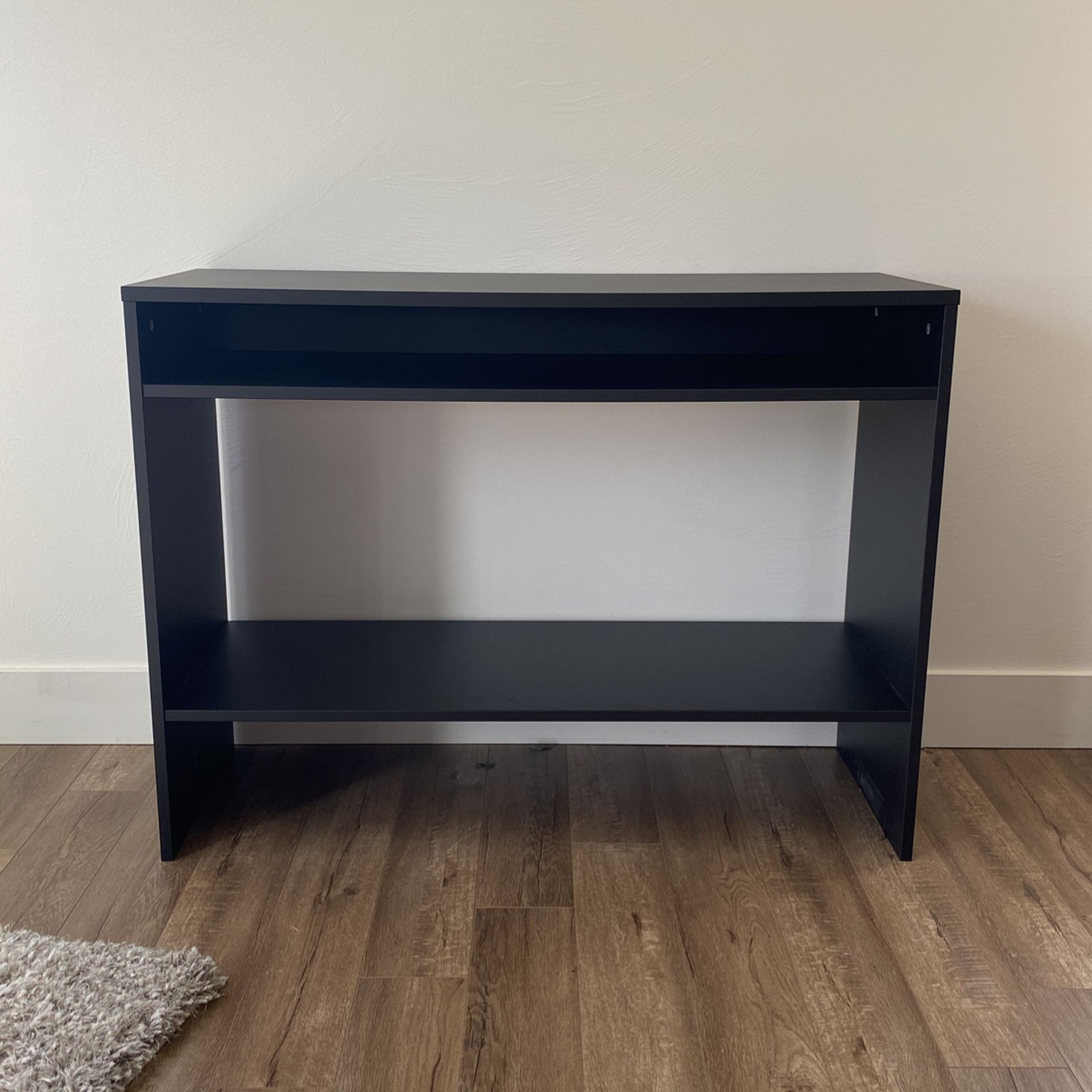 Tv Stand/Console Table/Living Room Or Bedroom Furniture 