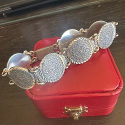 960 Sterling Silver Mayan/Aztec bracelet, size 8 , marked 960 Mexico 🇲🇽, 46 grams HEAVY! This is gorgeous !!