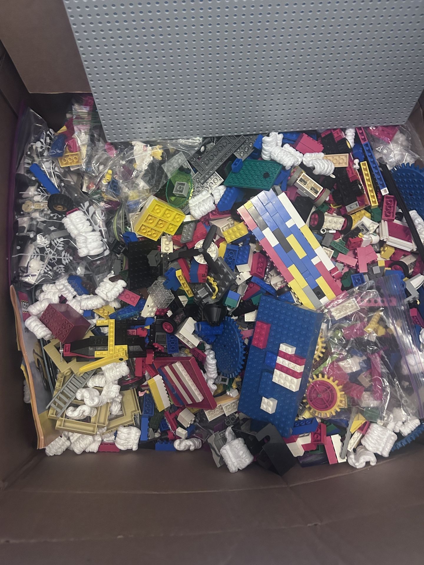 40 Lb Box Lego Used
