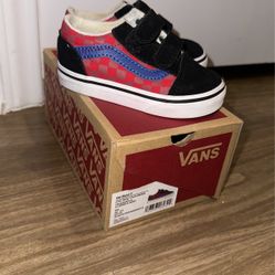 Old Shook Vans