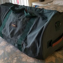DUFFLE BAG