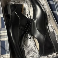 black dress shoes
