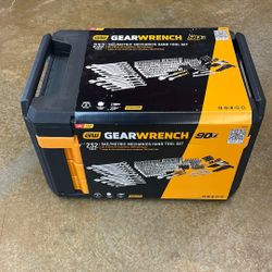 Gear Wrench 232 Piece Sae mechanics metric hand tool set new