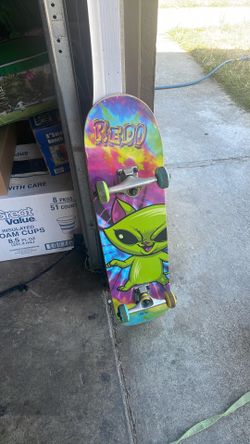 Skate board