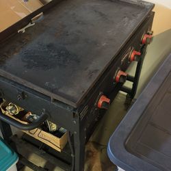 Flat Top Works Great Used Maybe 6 Times Just Needs A Cleaning 
