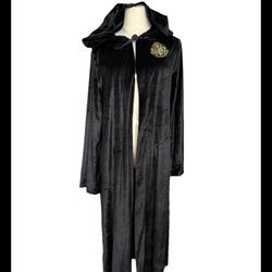 Harry Potter Slytherin Costume Faux Velvet Hoodie Robe One Size Unisex, men or women, one size fits most, measurements sleeve 25”, armpit 23” each sid