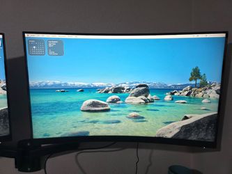 Computer monitors. 32 inch.
