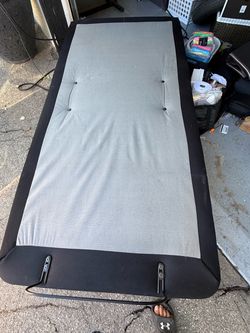 Adjustable king bed frame