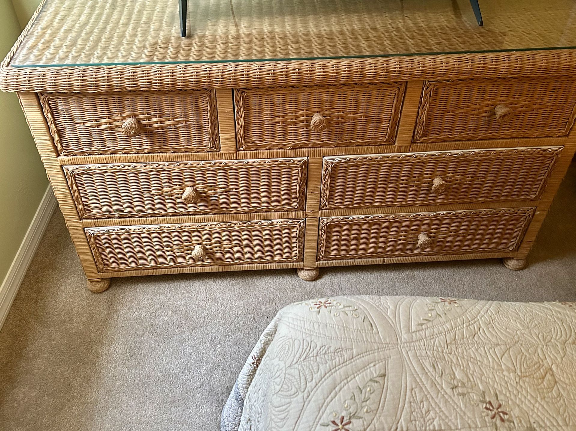 Full Wicker Bedroom Set