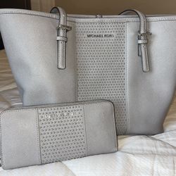 Michael Kors Purse And Wallet 