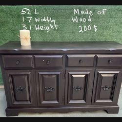 Beautiful *WOOD * Credenza/Entryway/Tv Stand 200$ pick up in downtown Los Angeles, near Union Station little Tokyo area