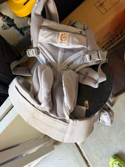 Ergobaby Carrier