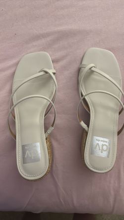 Women’s shoes