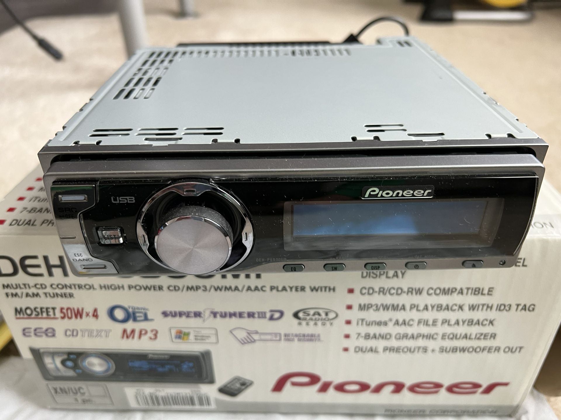 Pioneer DEH-P6800MP Car Receiver CD/MP3/USB