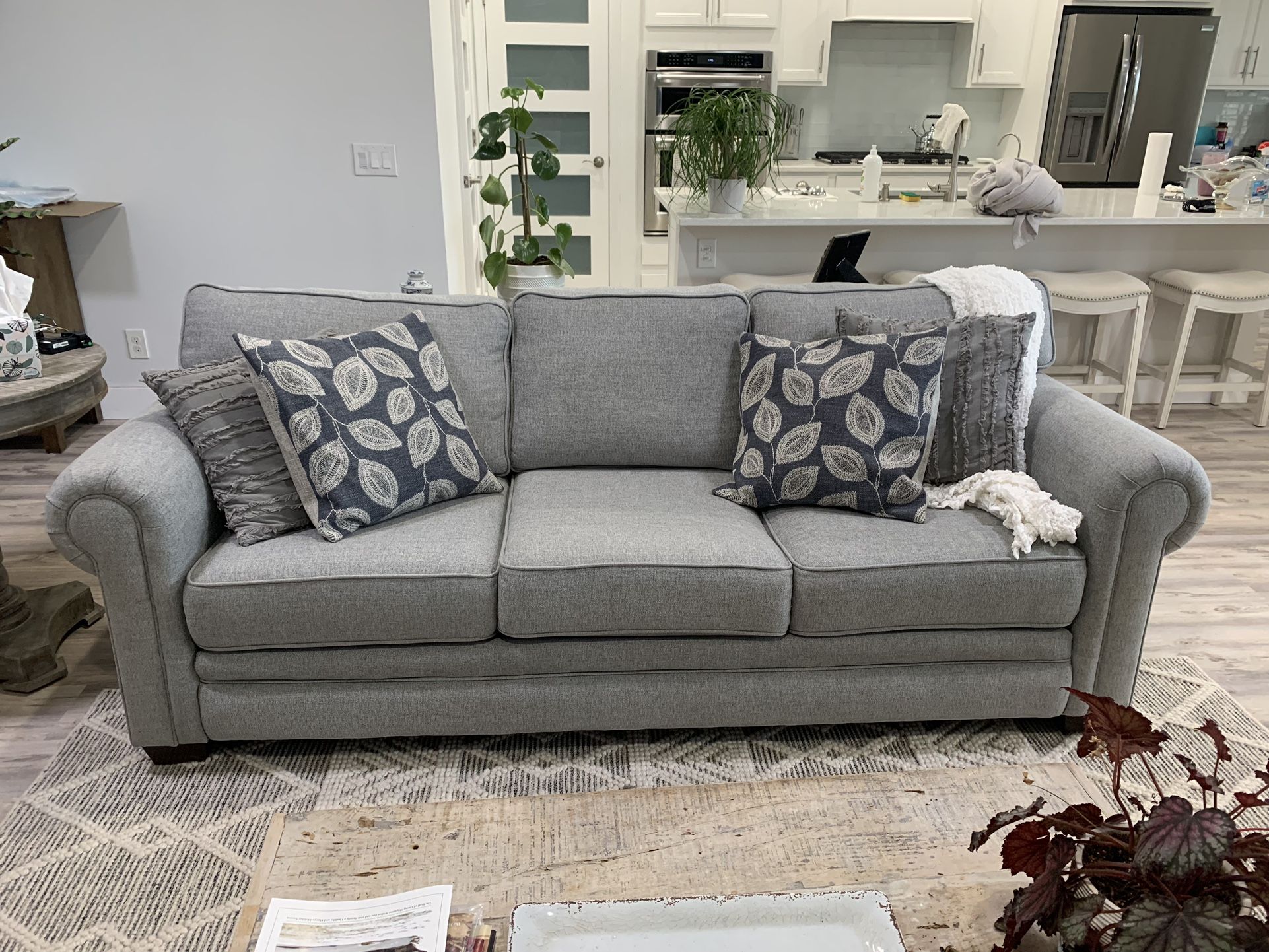 Stanley Sofa 