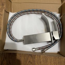 For Sale! Selling Brand New Ryuwanku bathroom faucet For $20 (Hablo Espanol)