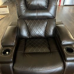 Leather Couches Recliners 
