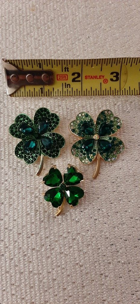 Fashion Shamrock Brooch Collection.