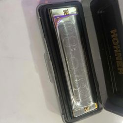 Hohner Special 20 Harmonica w/ Case