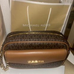 Michael Kors cross bag 