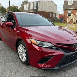 2018 Toyota  Camry SE