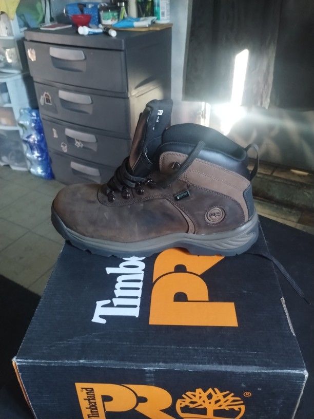 Lightweight Steel Toe Boots