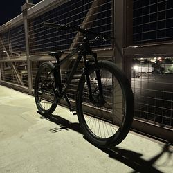 Motobecane Fantom 29 X4 wheelie bike