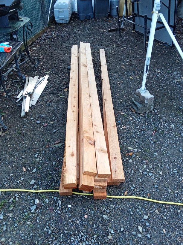 2x4x10 Ft Cedar Boards